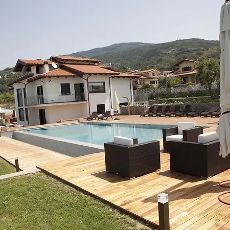 Villa Mediterraneo